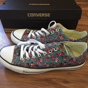 denim floral converse